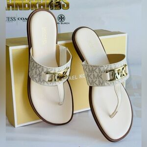 Michael Kors Camila Thong Sandal Vanilla/Cream Leather Gold Accents With Box